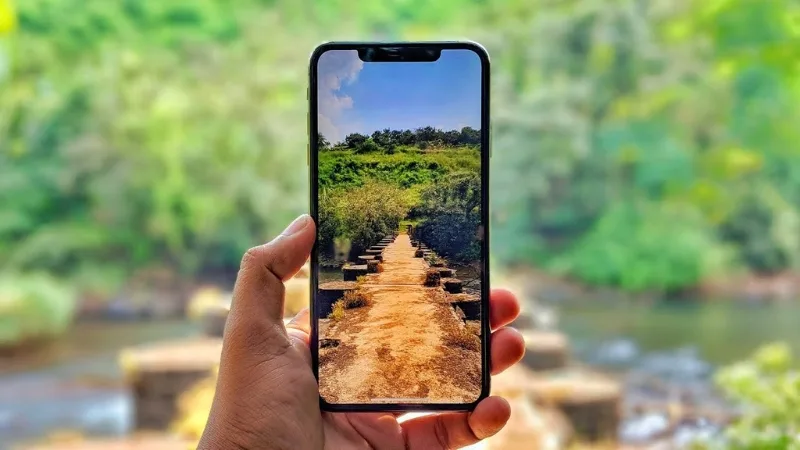 Get Up and Shoot Extraordinary Photos with your Smartphone Camera (practical information combined with picture taking) Workshop with Peter Glass Workshop (Thur, Dec 3 | 6:00 to 9:00 PM)